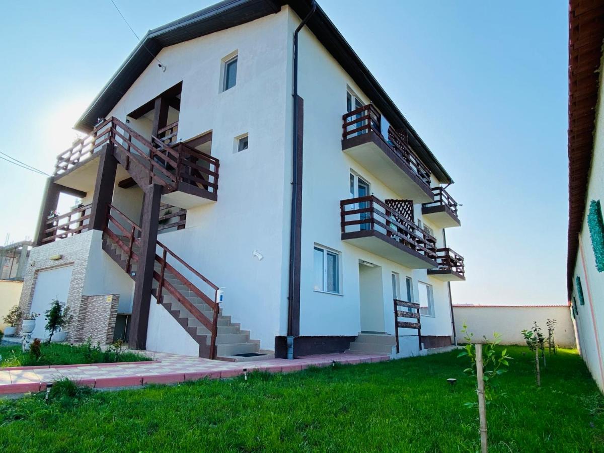 מלון Două Mai Casa Irina 2Mai מראה חיצוני תמונה